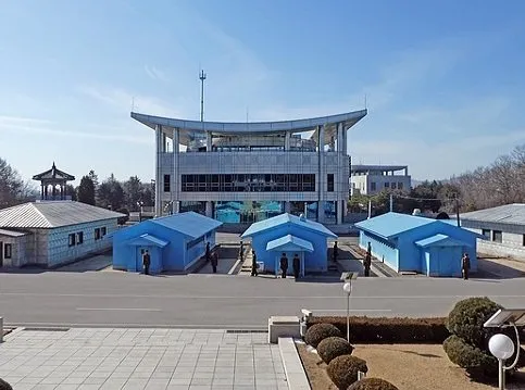  -     (DMZ)  